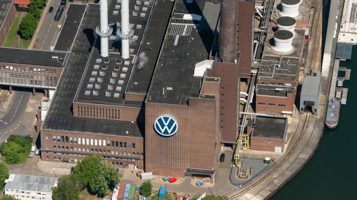 Завод Volkswagen с высоты птичьего полета