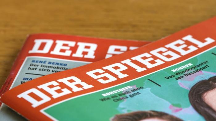 Название Шпигеля подробно, без узнаваемых лиц