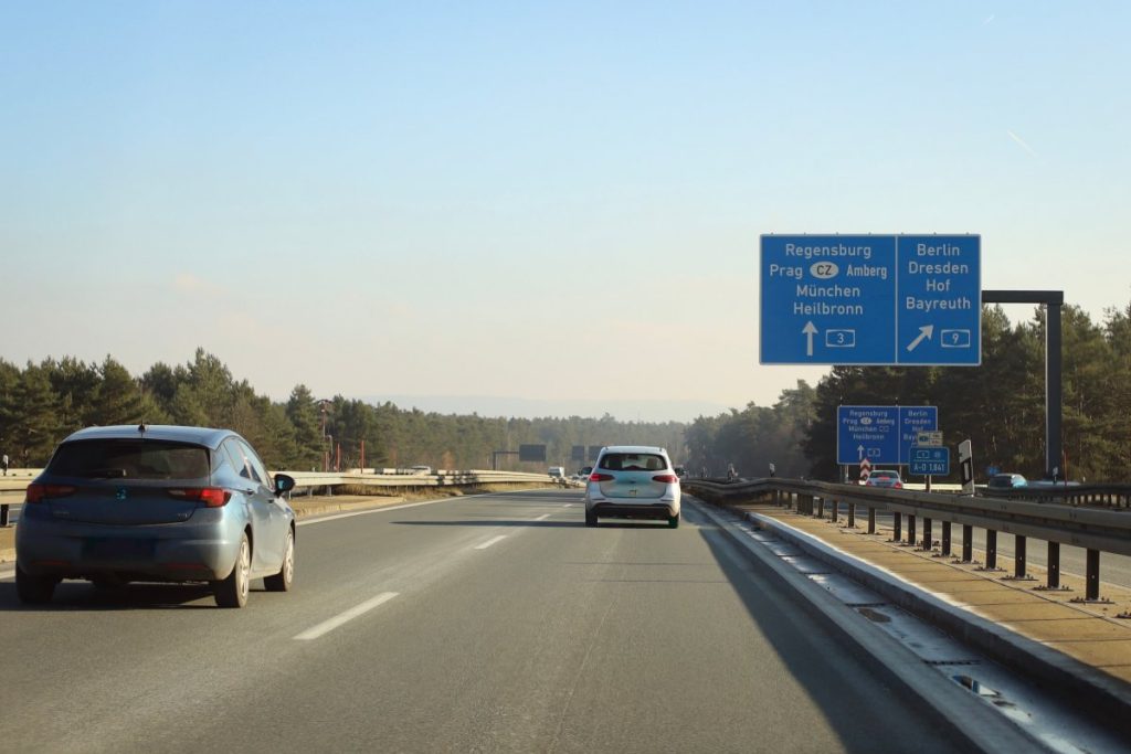 МЭА рекомендует меры жесткой экономии против нефтяного кризиса - Пентагон хочет увеличить военный бюджет