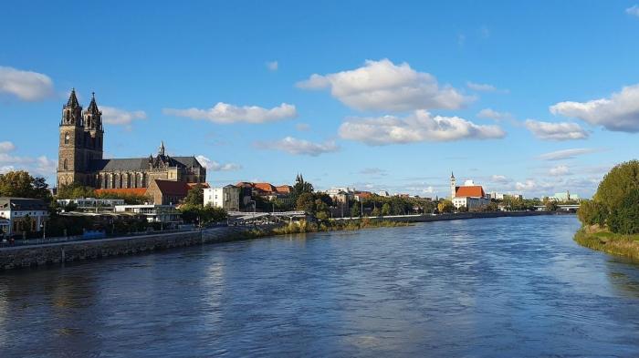 Магдебургский собор и Эльба