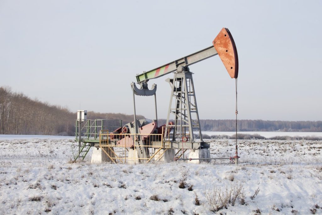 Нефтяной сектор России: между атаками дронов и рекордными ценами