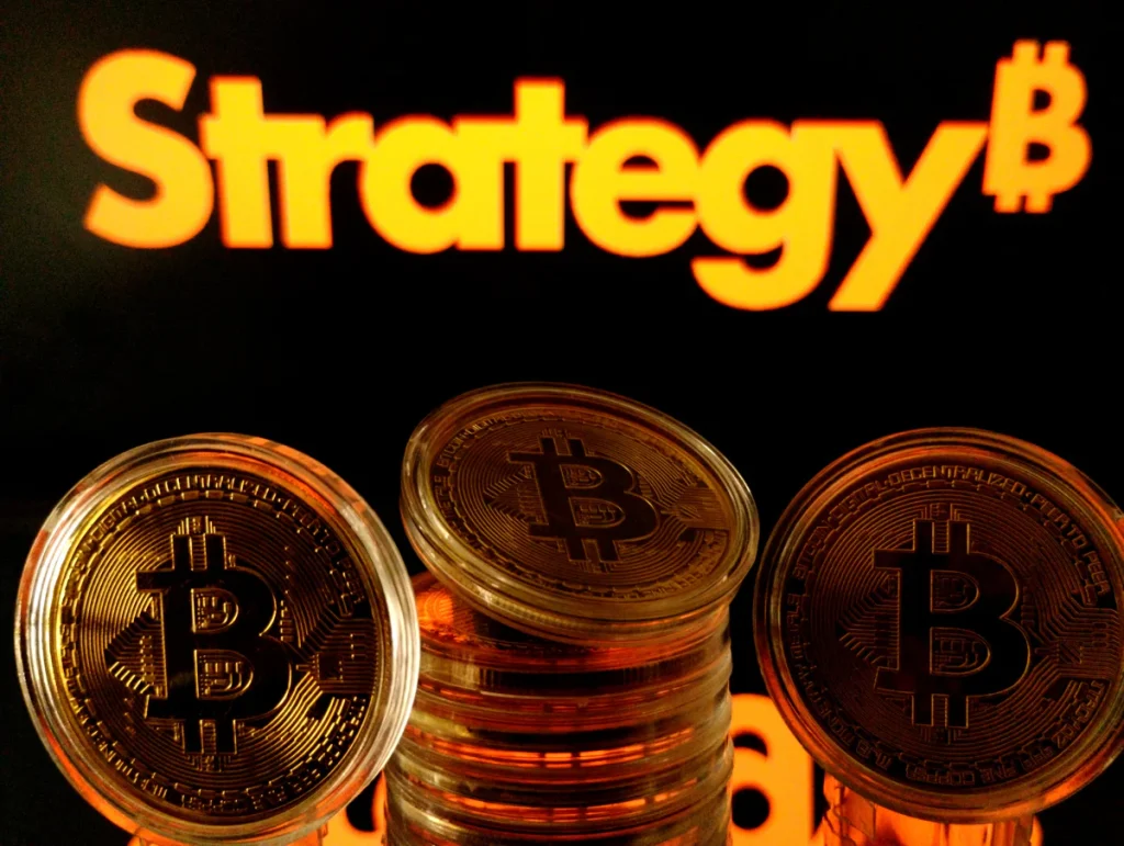 Биткойн-проповедник Сэйлор внезапно продаёт себя