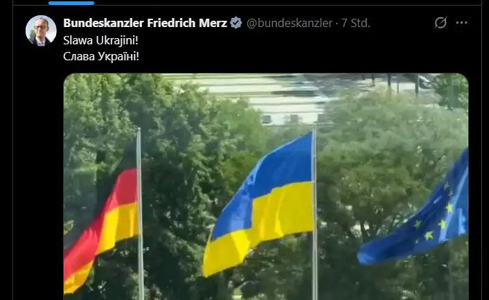Скриншот поста Мерца в Твиттере